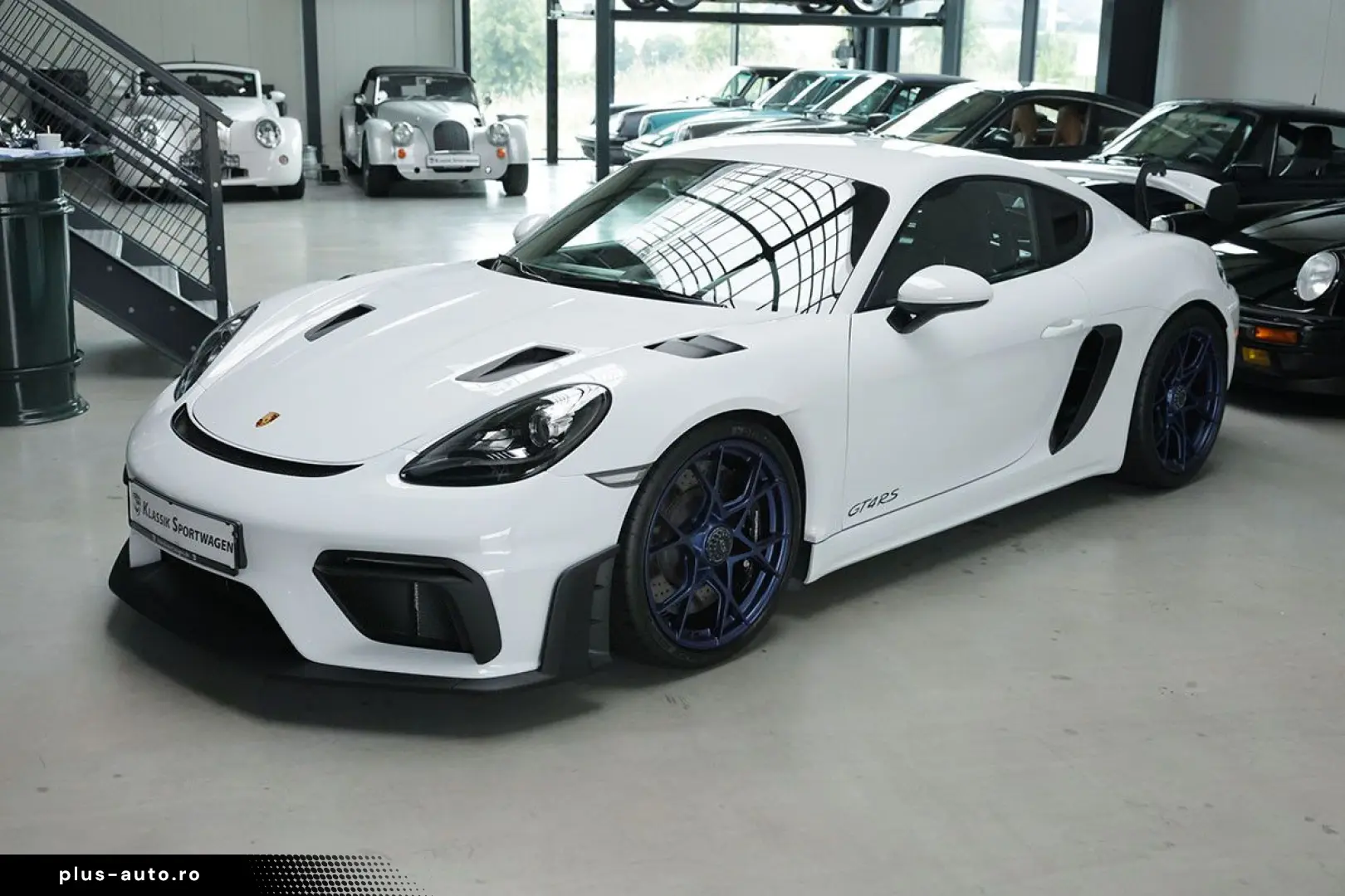 PORSCHE Cayman GT4 RS  neuwertig  1. Hand  Garantie