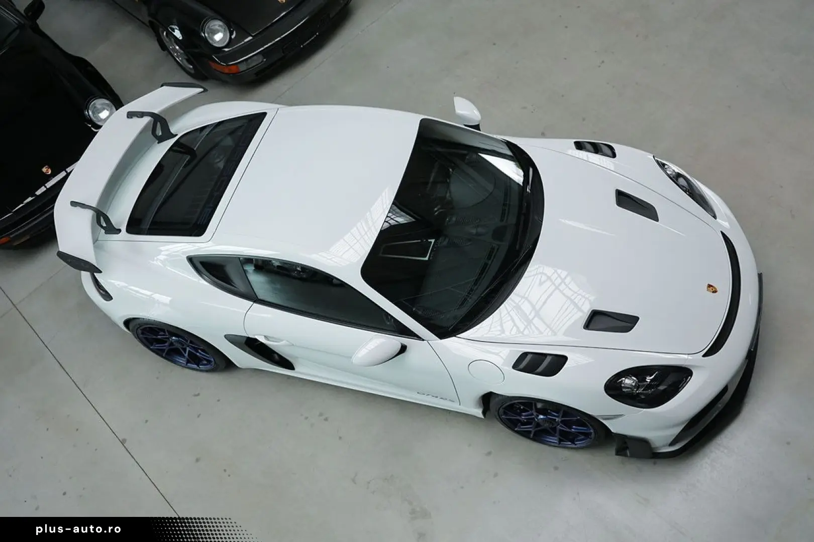 PORSCHE Cayman GT4 RS  neuwertig  1. Hand  Garantie