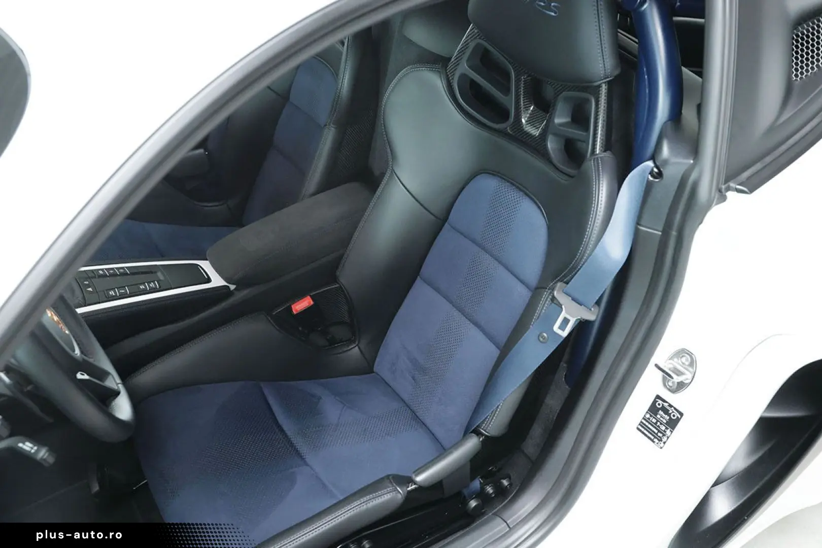 PORSCHE Cayman GT4 RS  neuwertig  1. Hand  Garantie