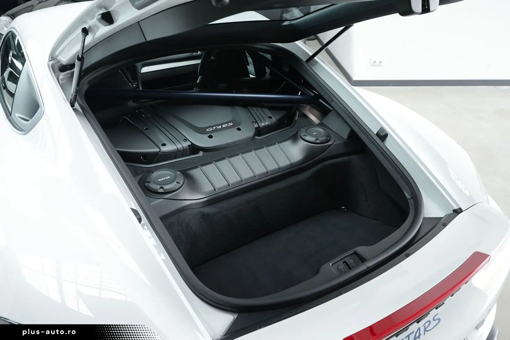 PORSCHE Cayman GT4 RS  neuwertig  1. Hand  Garantie