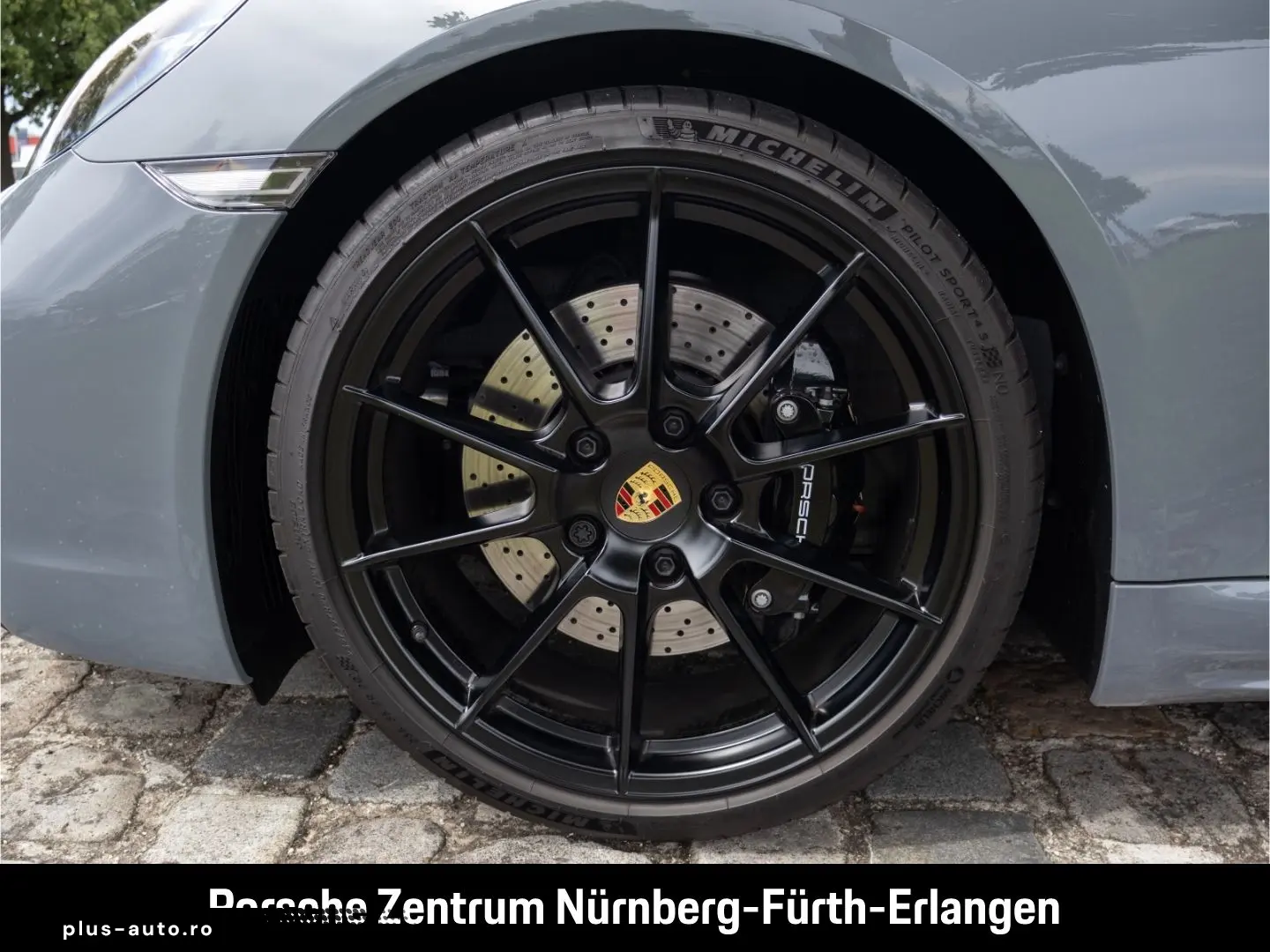 PORSCHE Cayman 718 GTS 4.0 PASM Lenkradheizung SportChro