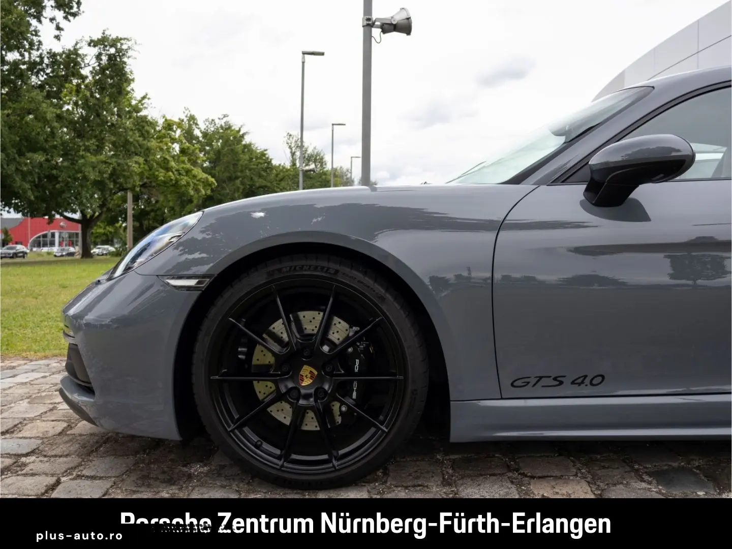 PORSCHE Cayman 718 GTS 4.0 PASM Lenkradheizung SportChro