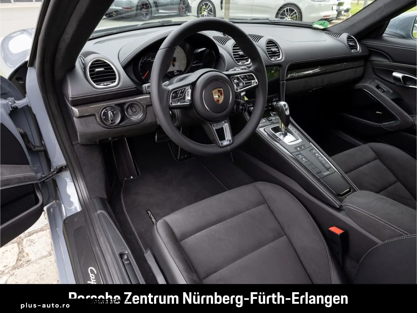 PORSCHE Cayman 718 GTS 4.0 PASM Lenkradheizung SportChro