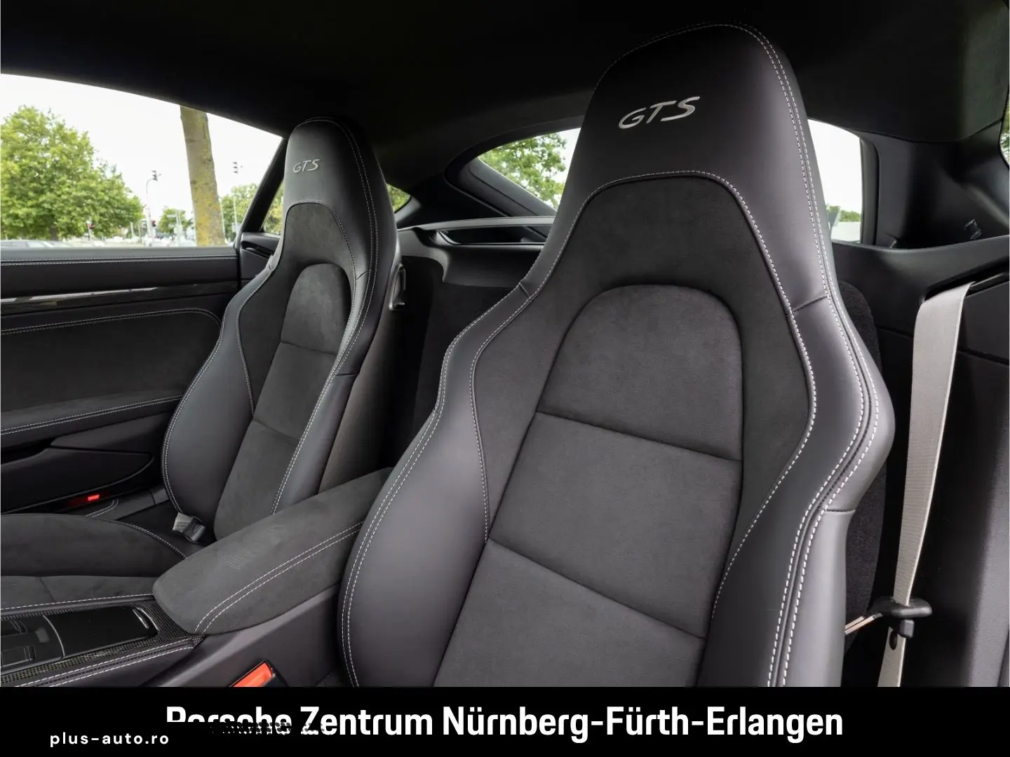 PORSCHE Cayman 718 GTS 4.0 PASM Lenkradheizung SportChro