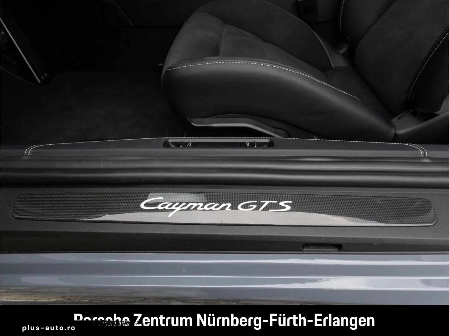 PORSCHE Cayman 718 GTS 4.0 PASM Lenkradheizung SportChro