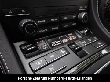 PORSCHE Cayman 718 GTS 4.0 PASM Lenkradheizung SportChro