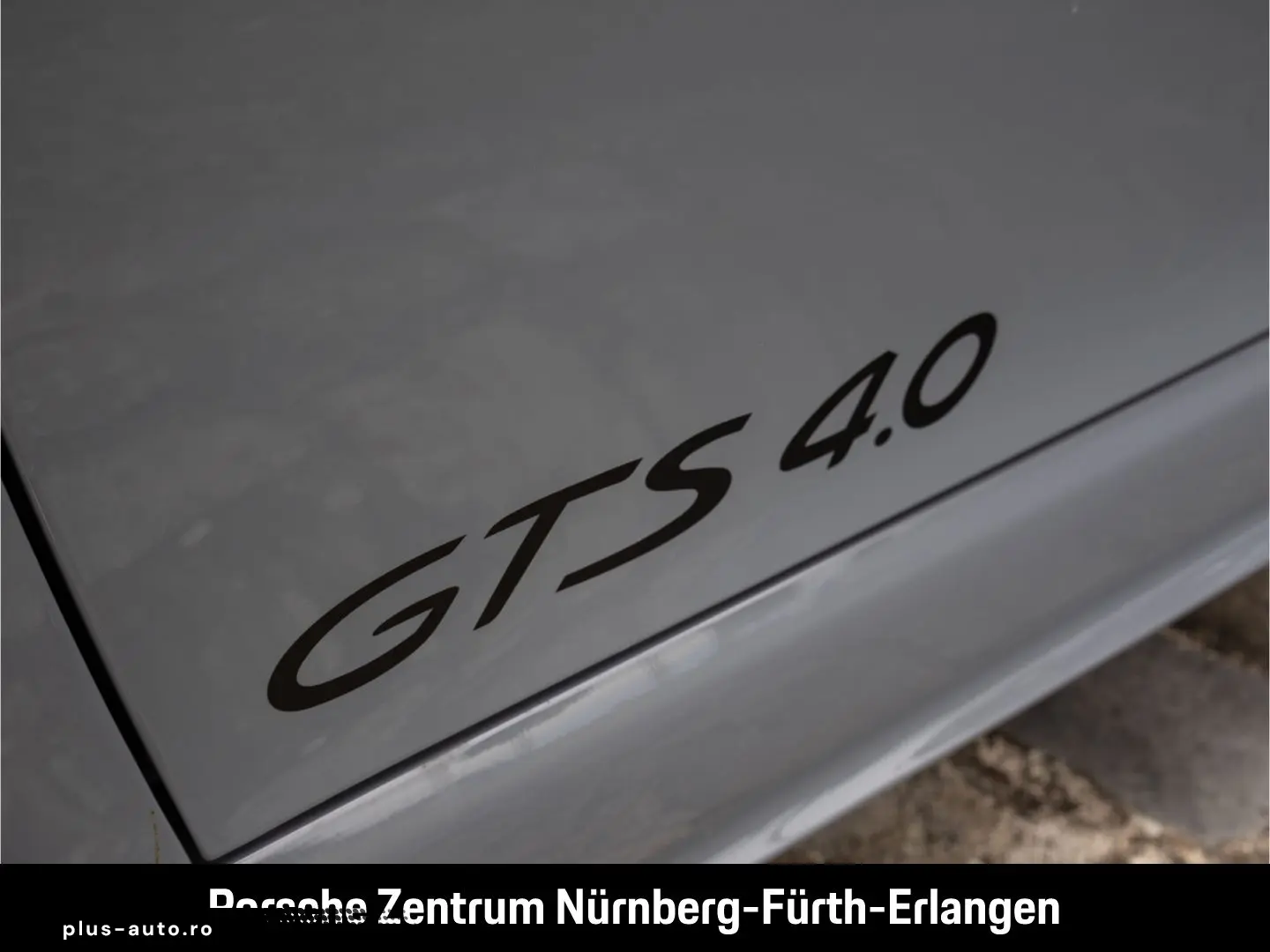 PORSCHE Cayman 718 GTS 4.0 PASM Lenkradheizung SportChro