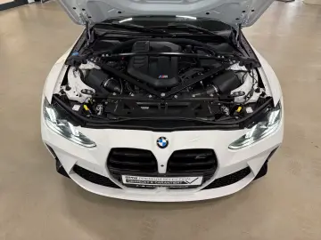 BMW M4 xDrive Competition Cabrio