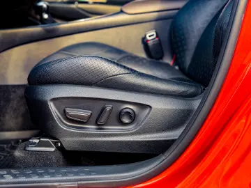 Toyota C-HR 2.0 Orange Edition