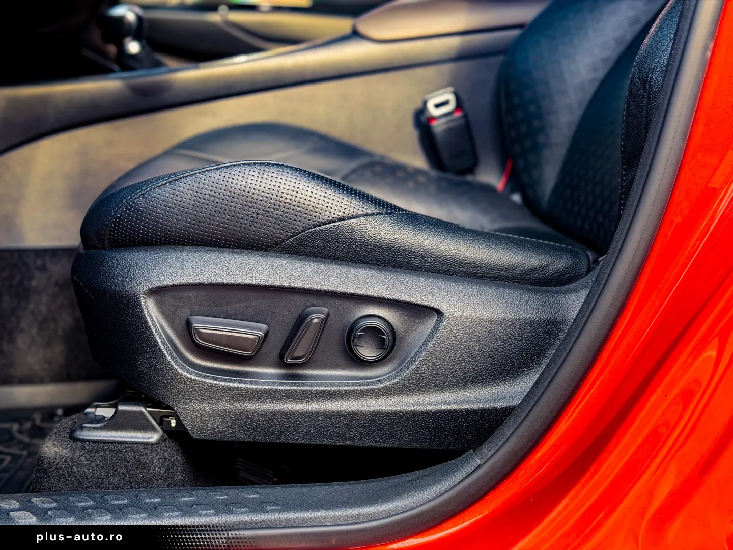 Toyota C-HR 2.0 Orange Edition