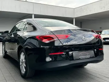 MERCEDES-BENZ CLA 250 e Coupé   Navi   LED Scheinwerfer