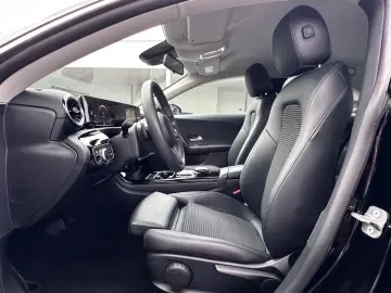 MERCEDES-BENZ CLA 250 e Coupé   Navi   LED Scheinwerfer