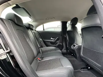 MERCEDES-BENZ CLA 250 e Coupé   Navi   LED Scheinwerfer