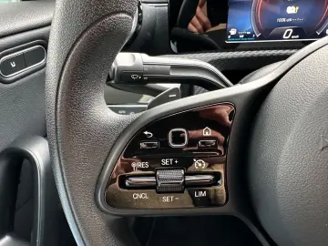 MERCEDES-BENZ CLA 250 e Coupé   Navi   LED Scheinwerfer