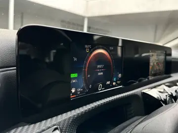 MERCEDES-BENZ CLA 250 e Coupé   Navi   LED Scheinwerfer