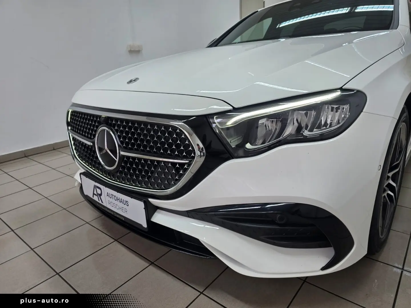 MERCEDES-BENZ E 200 Lim