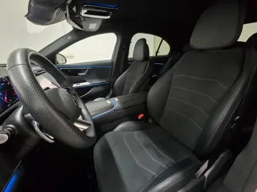 MERCEDES-BENZ E 200 Lim