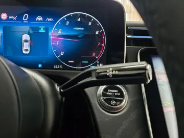 MERCEDES-BENZ E 200 Lim