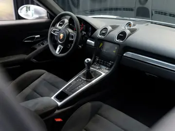 PORSCHE 718 Cayman GTS 4 0 2d