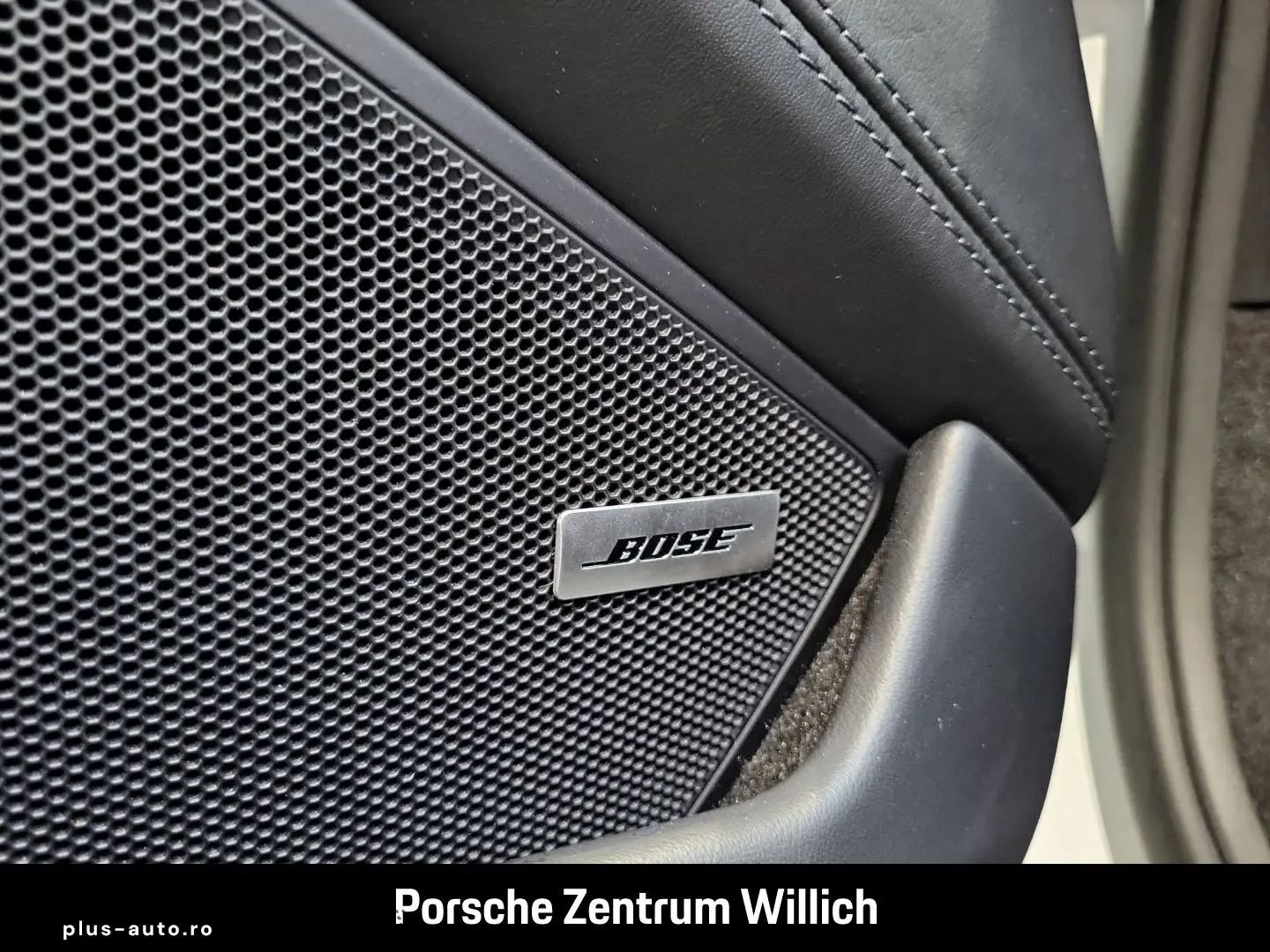 PORSCHE 992 911 Carrera 4S Cabriolet Hinterachslenkung