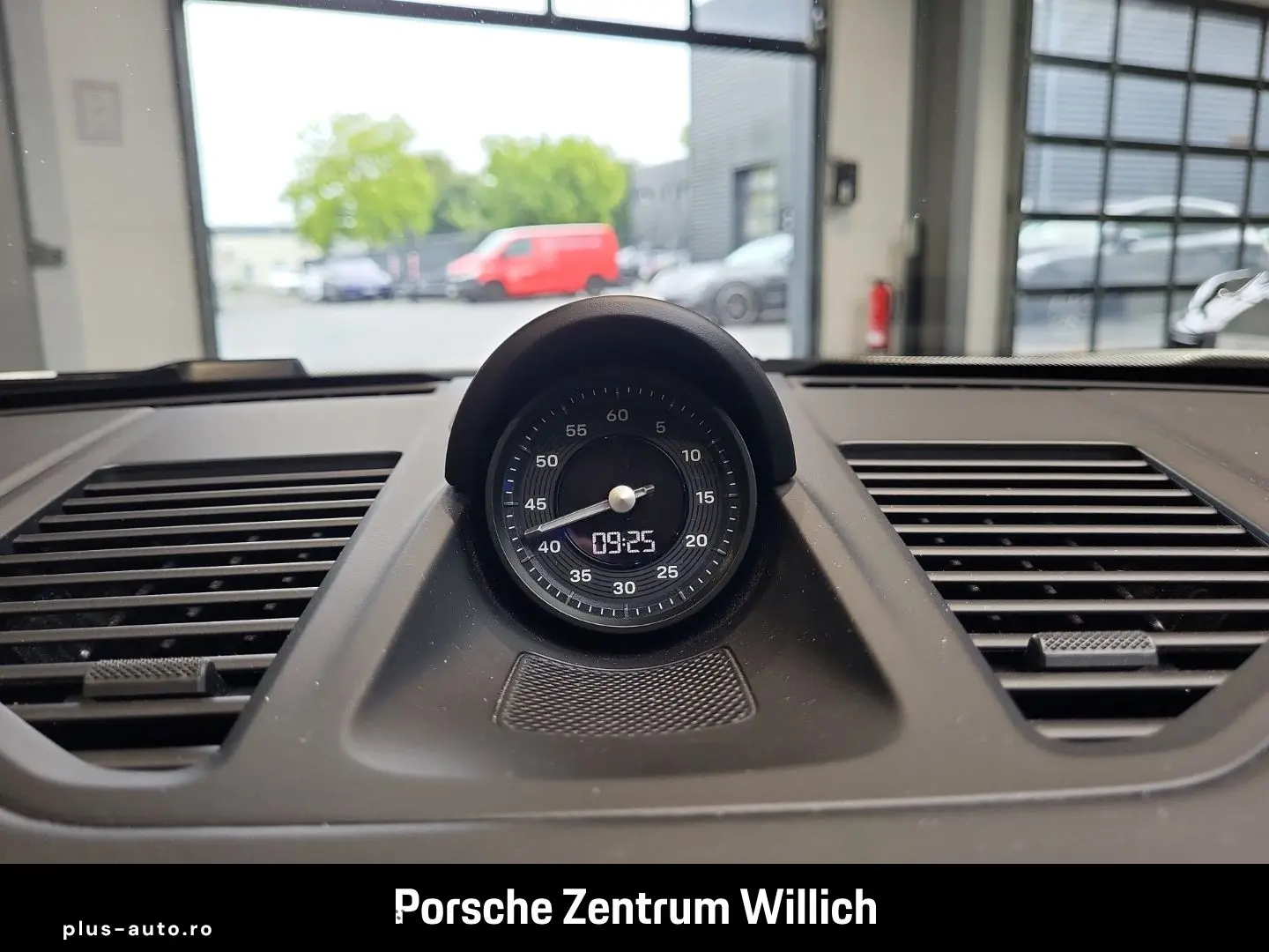 PORSCHE 992 911 Carrera 4S Cabriolet Hinterachslenkung