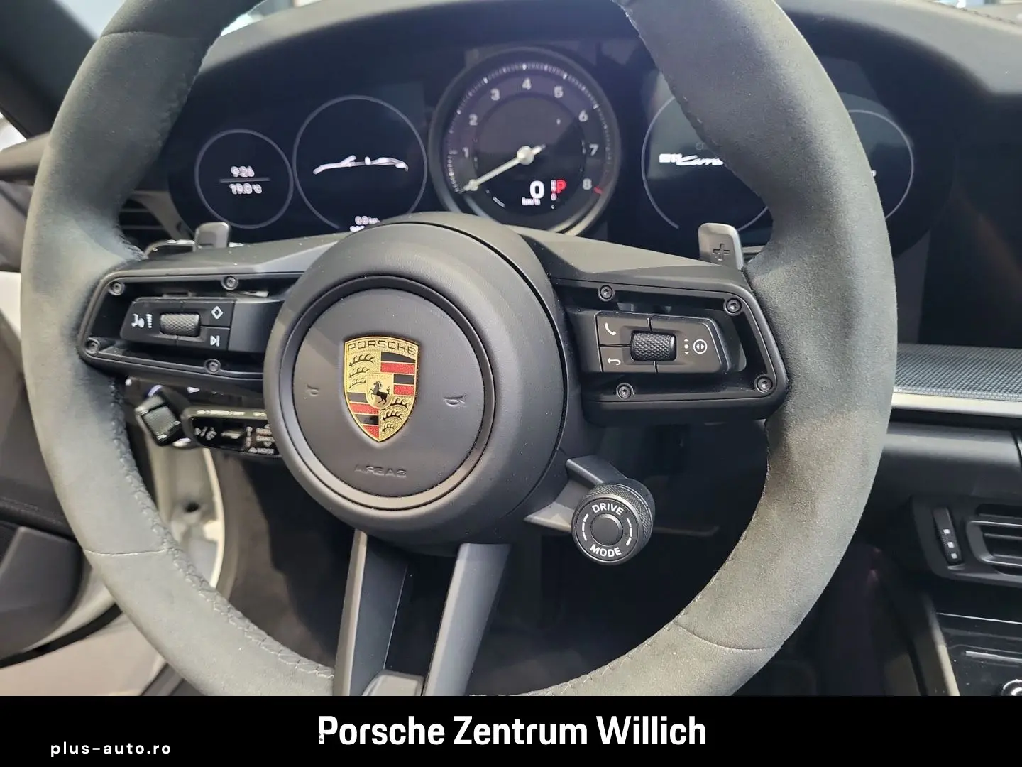PORSCHE 992 911 Carrera 4S Cabriolet Hinterachslenkung