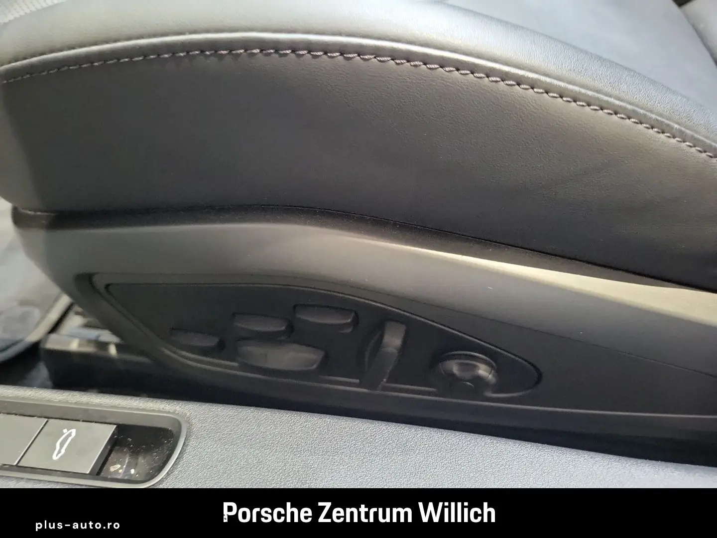 PORSCHE 992 911 Carrera 4S Cabriolet Hinterachslenkung