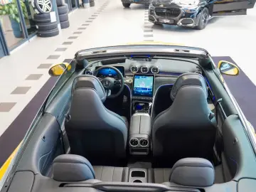 Mercedes-Benz CLE 300 4M Cabrio AMG