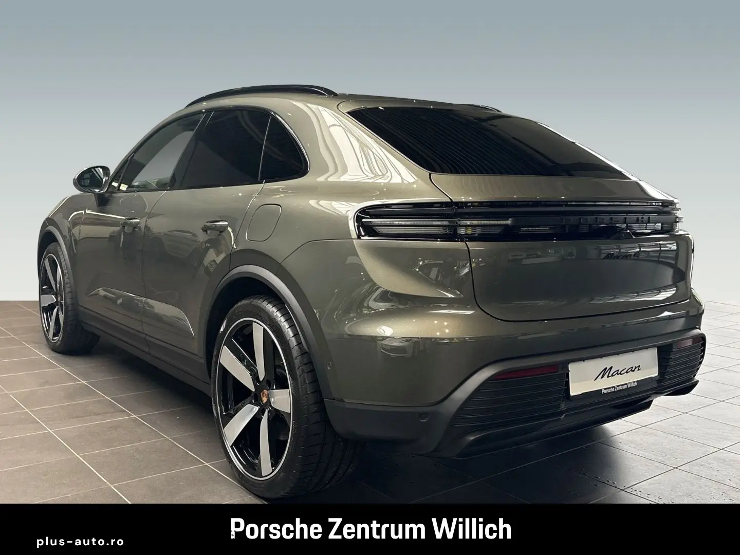 PORSCHE Macan 4 Surround-View InnoDrive LED-Matrix BOSE