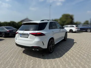 MERCEDES-BENZ GLE 400 e 4M AMG Dist Airma AHK Pano H&hellip;