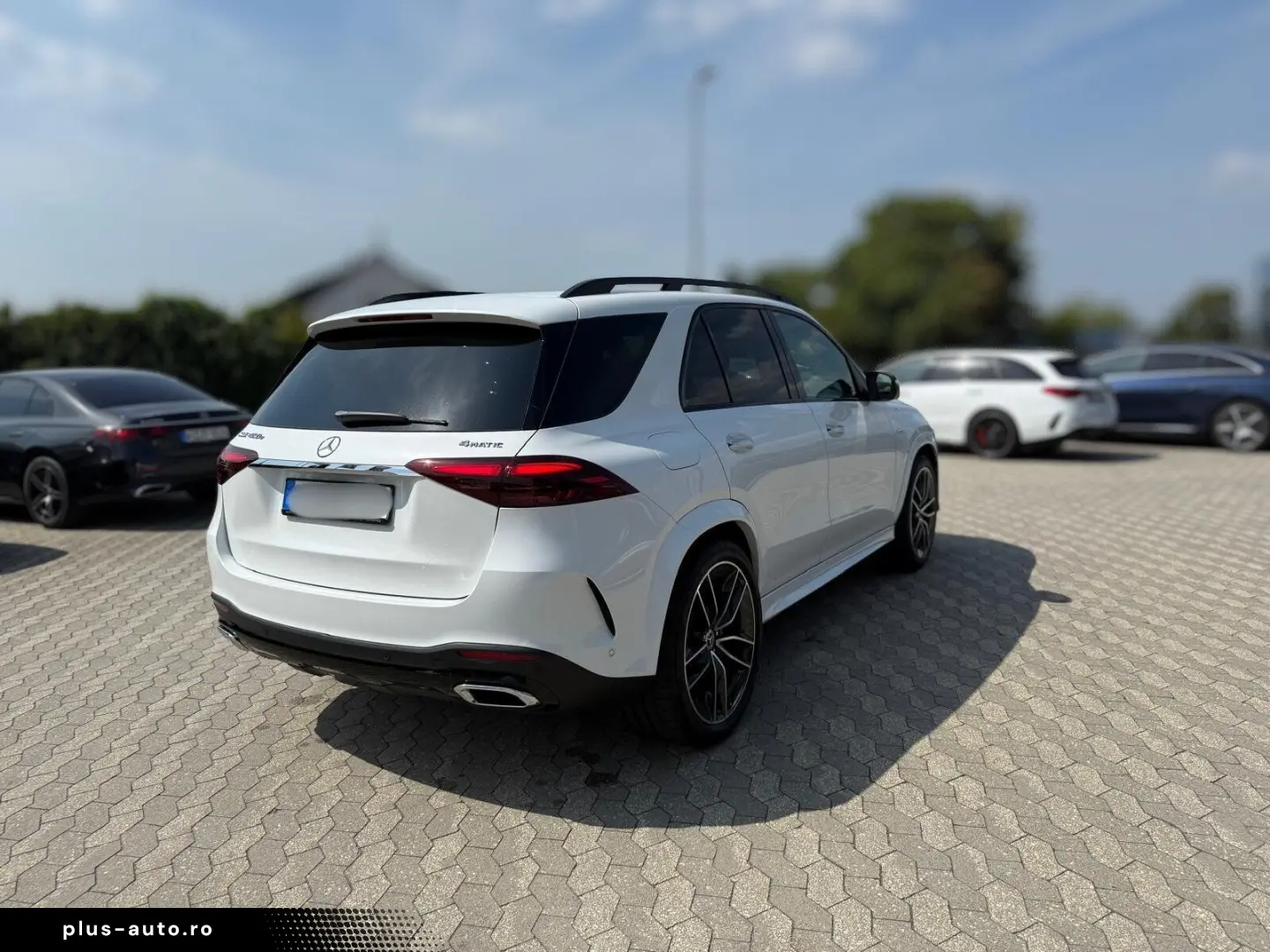 MERCEDES-BENZ GLE 400 e 4M AMG Dist Airma AHK Pano H&hellip;