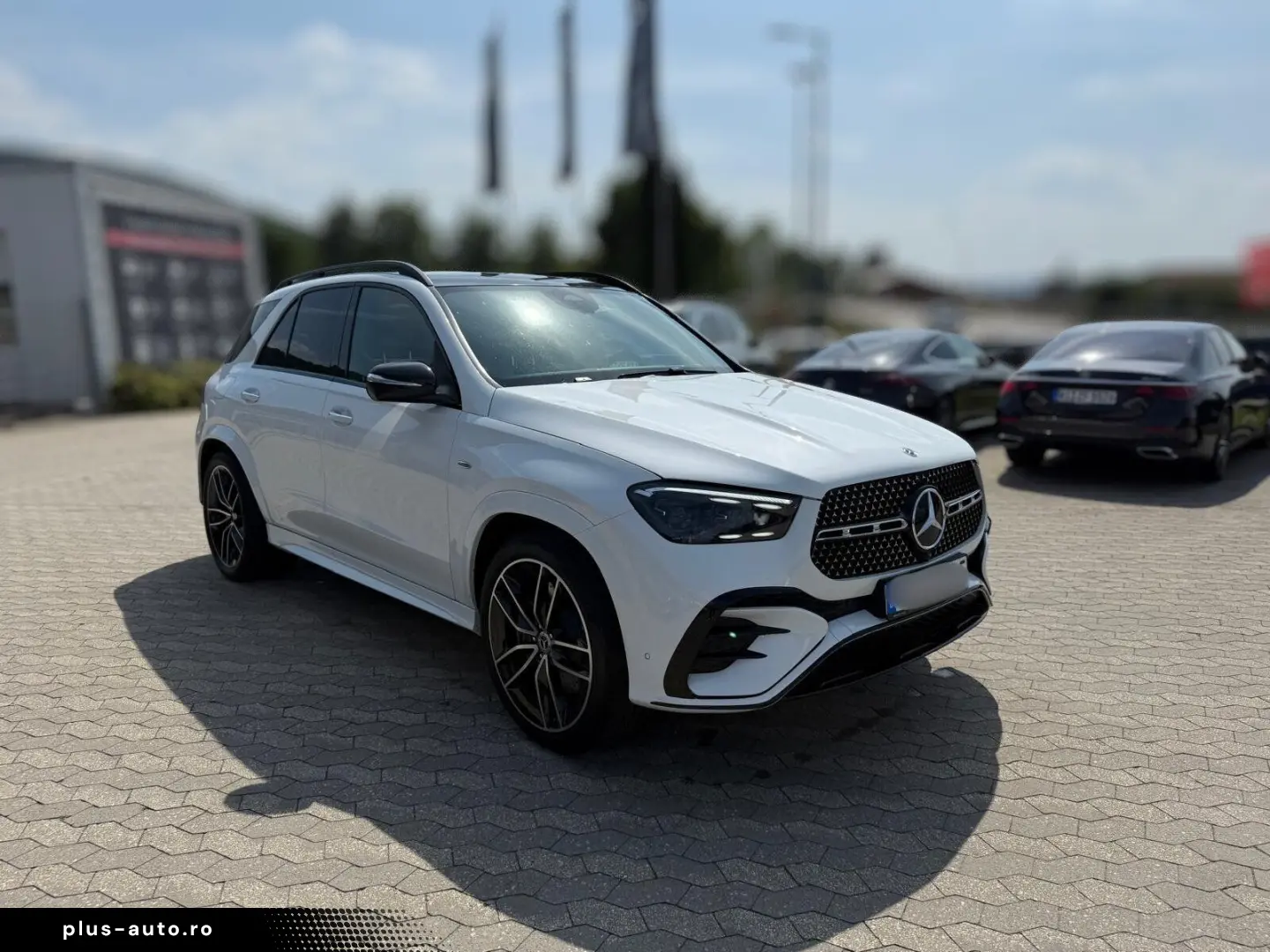 MERCEDES-BENZ GLE 400 e 4M AMG Dist Airma AHK Pano H&hellip;