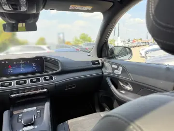 MERCEDES-BENZ GLE 400 e 4M AMG Dist Airma AHK Pano H&hellip;