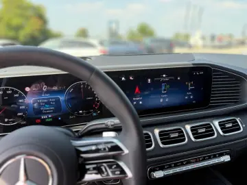 MERCEDES-BENZ GLE 400 e 4M AMG Dist Airma AHK Pano H&hellip;