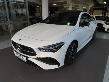 MERCEDES-BENZ CLA 200 AMG PANO LED KAMERA