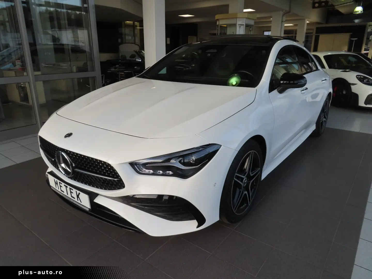 MERCEDES-BENZ CLA 200 AMG PANO LED KAMERA