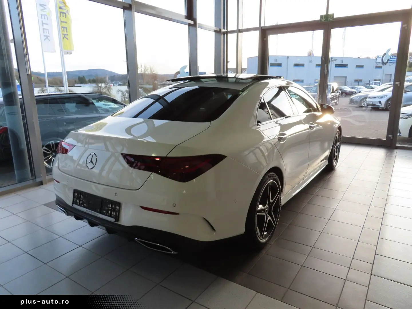 MERCEDES-BENZ CLA 200 AMG PANO LED KAMERA