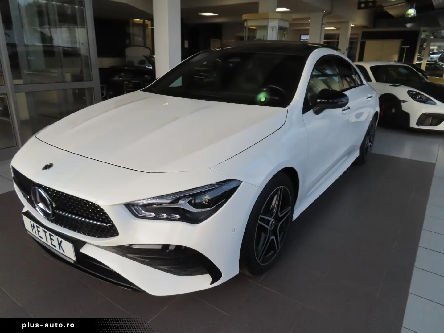 MERCEDES-BENZ CLA 200 AMG PANO LED KAMERA