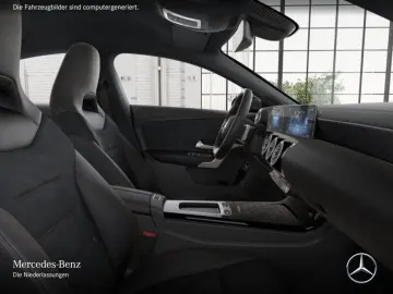 MERCEDES-BENZ CLA 180 AMG Advanced  Kamera Ambiente VZ-Ass