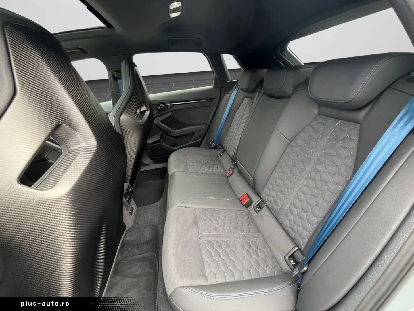 Audi RS3 Sportback RS3-X Performence Edtion