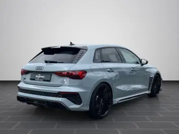 Audi RS3 Sportback RS3-X Performence Edtion