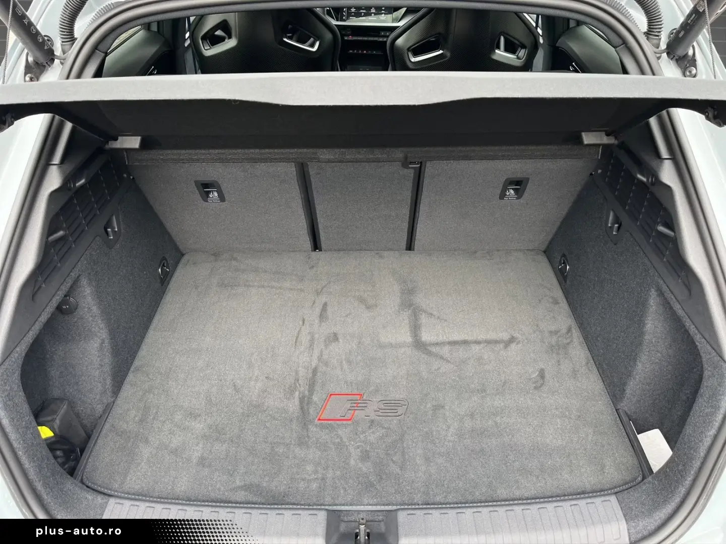 Audi RS3 Sportback RS3-X Performence Edtion