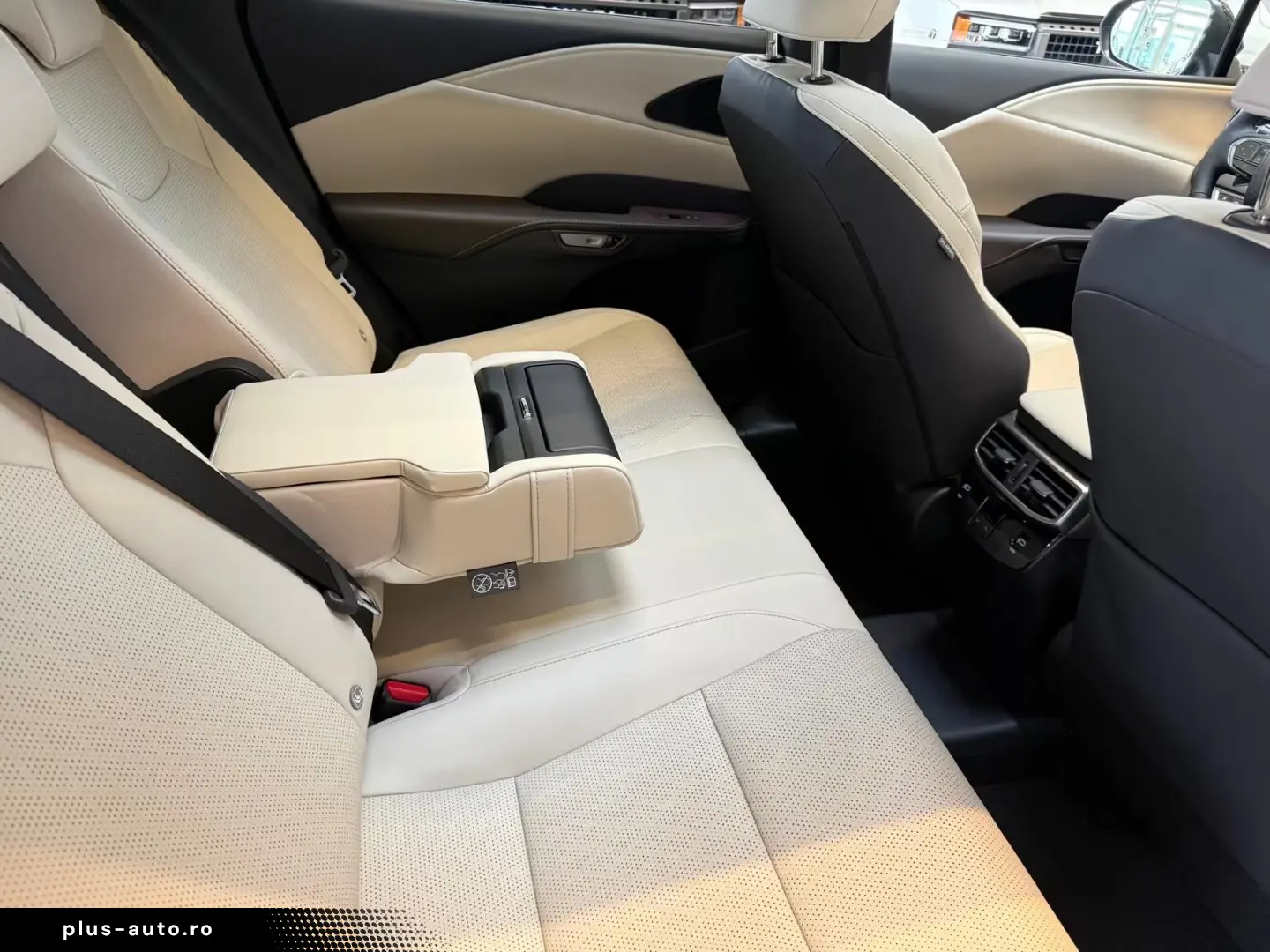 Lexus RX 450 F-SPORT -PANORAMA-HUD-360 GRAD-MATRIX LED