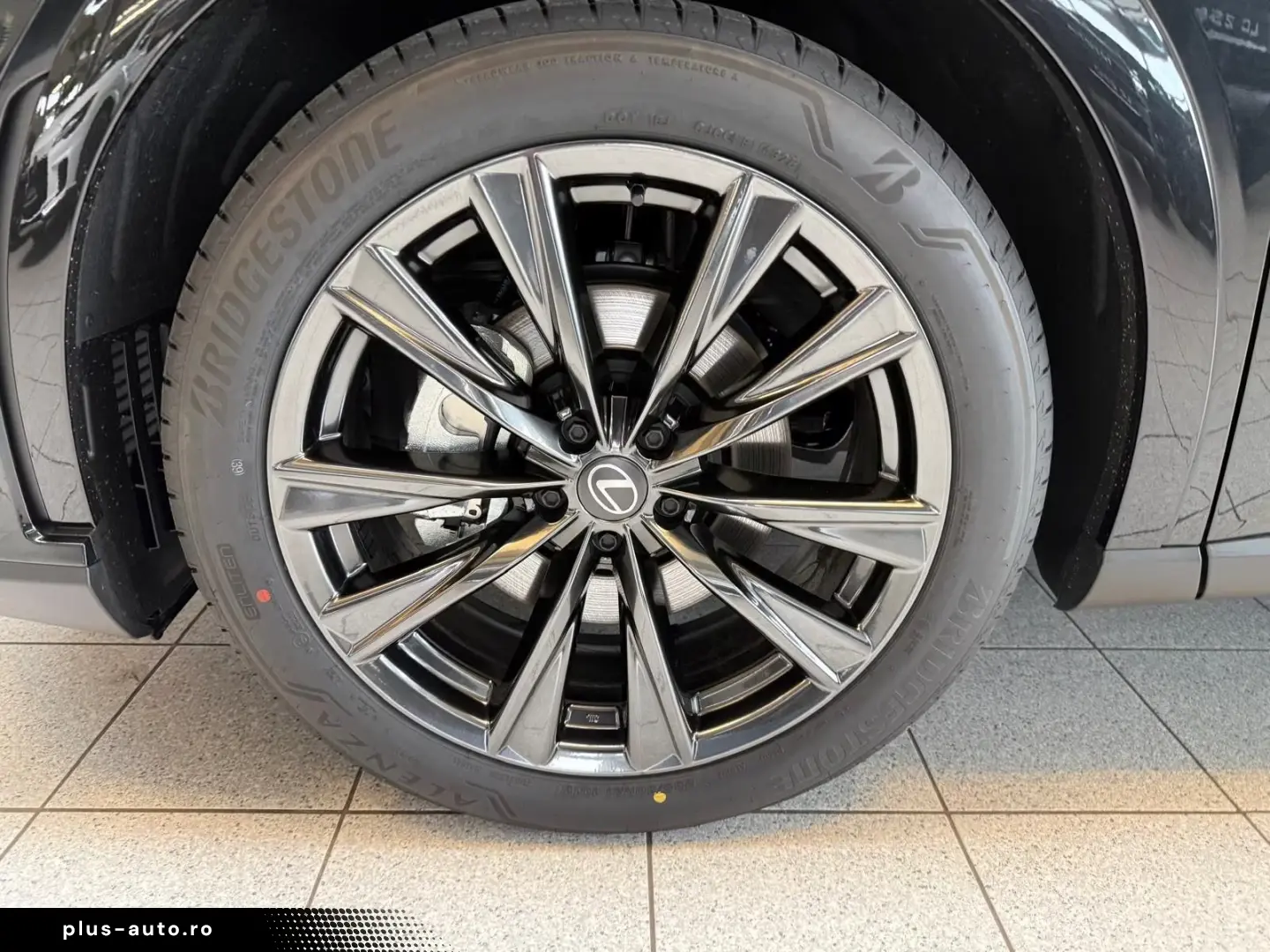 Lexus RX 450 F-SPORT -PANORAMA-HUD-360 GRAD-MATRIX LED