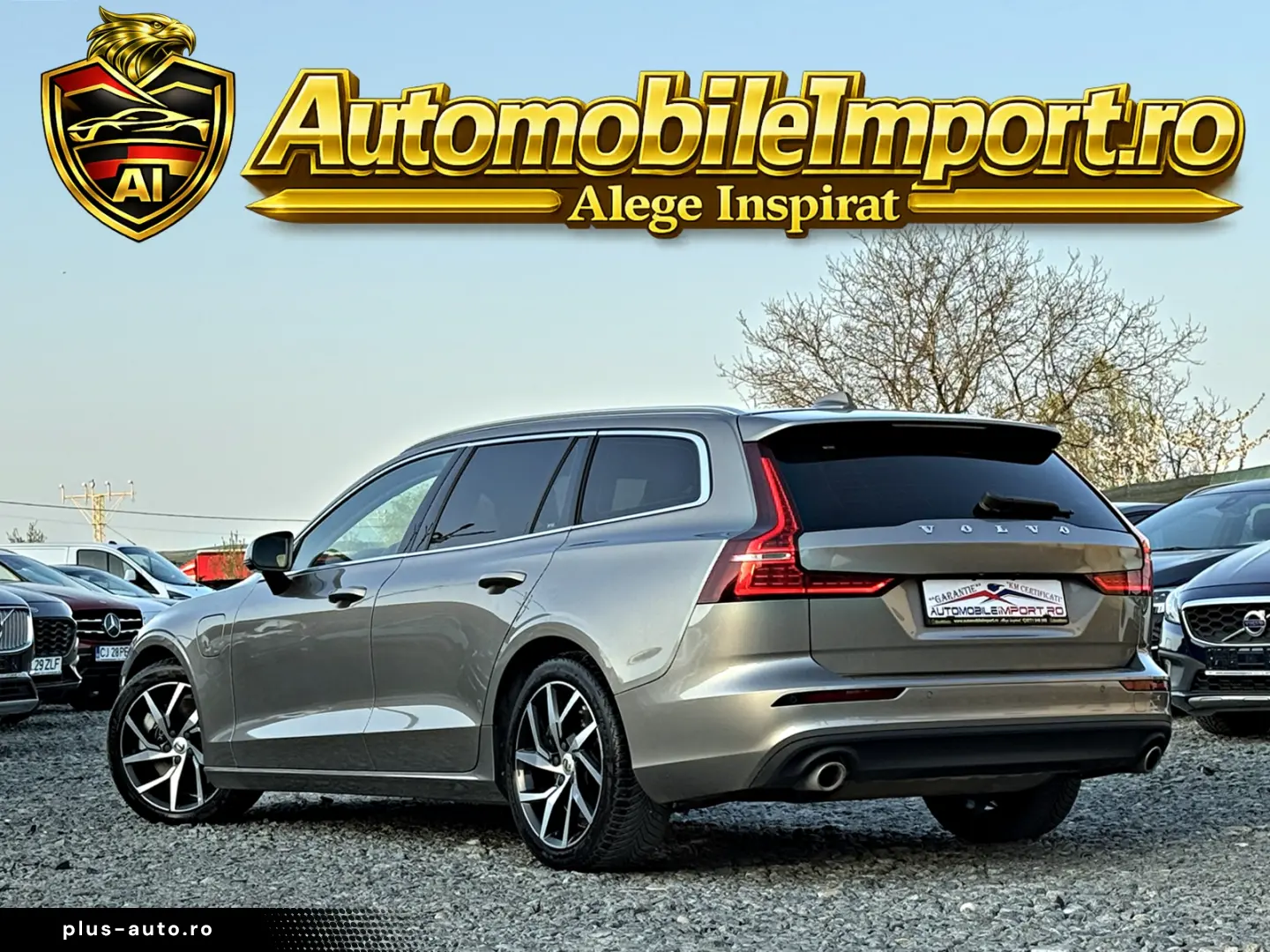 VOLVO V60 T8 AWD Plug In Hybrid Recharge Inscription