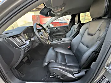 VOLVO V60 T8 AWD Plug In Hybrid Recharge Inscription