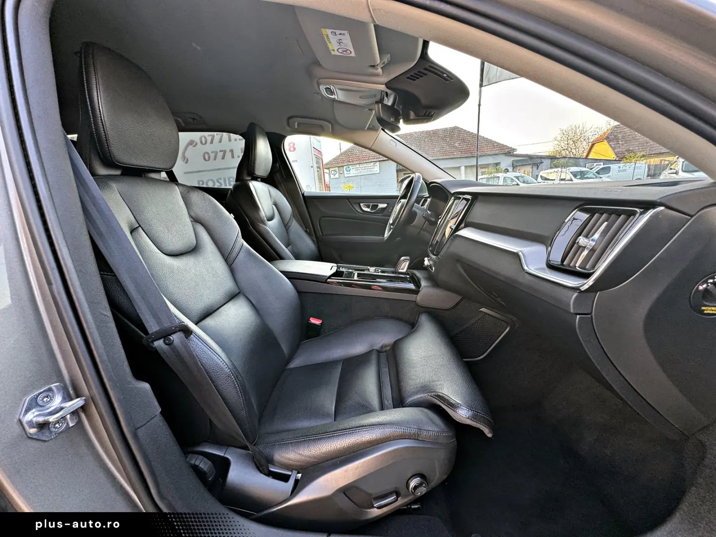 VOLVO V60 T8 AWD Plug In Hybrid Recharge Inscription