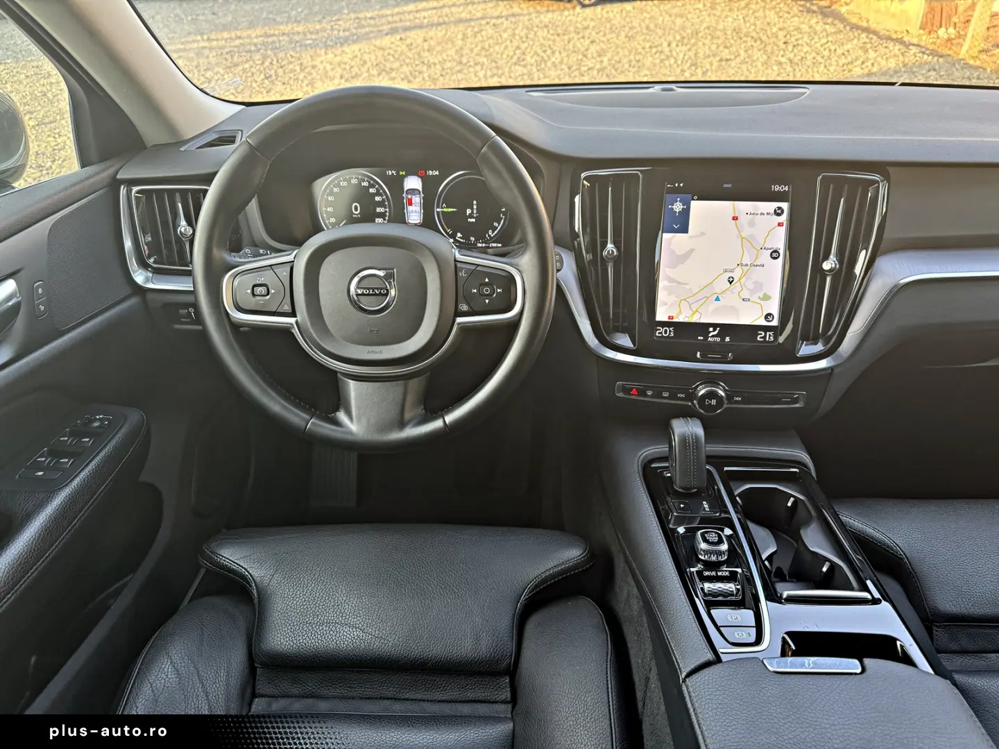 VOLVO V60 T8 AWD Plug In Hybrid Recharge Inscription