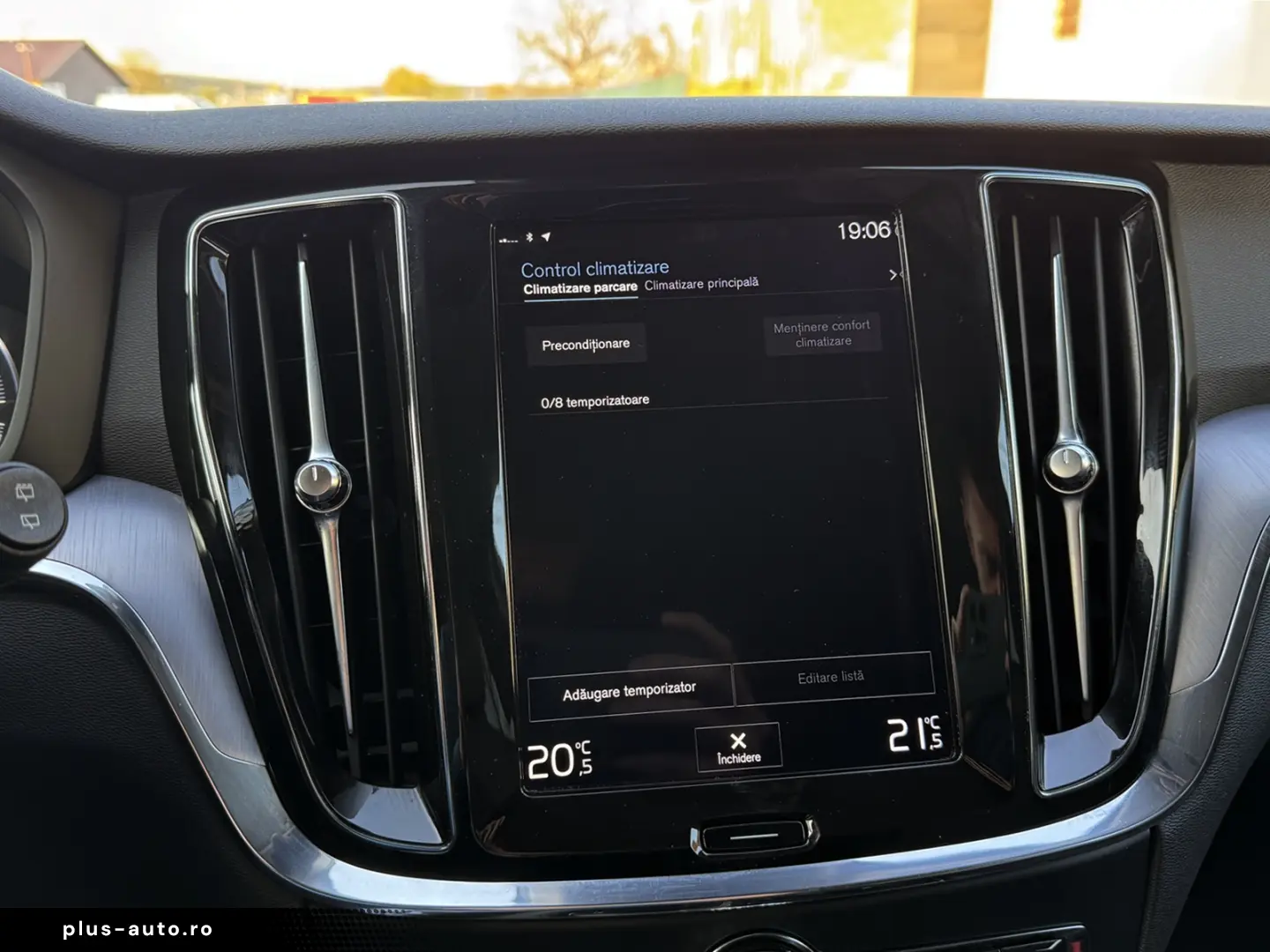 VOLVO V60 T8 AWD Plug In Hybrid Recharge Inscription