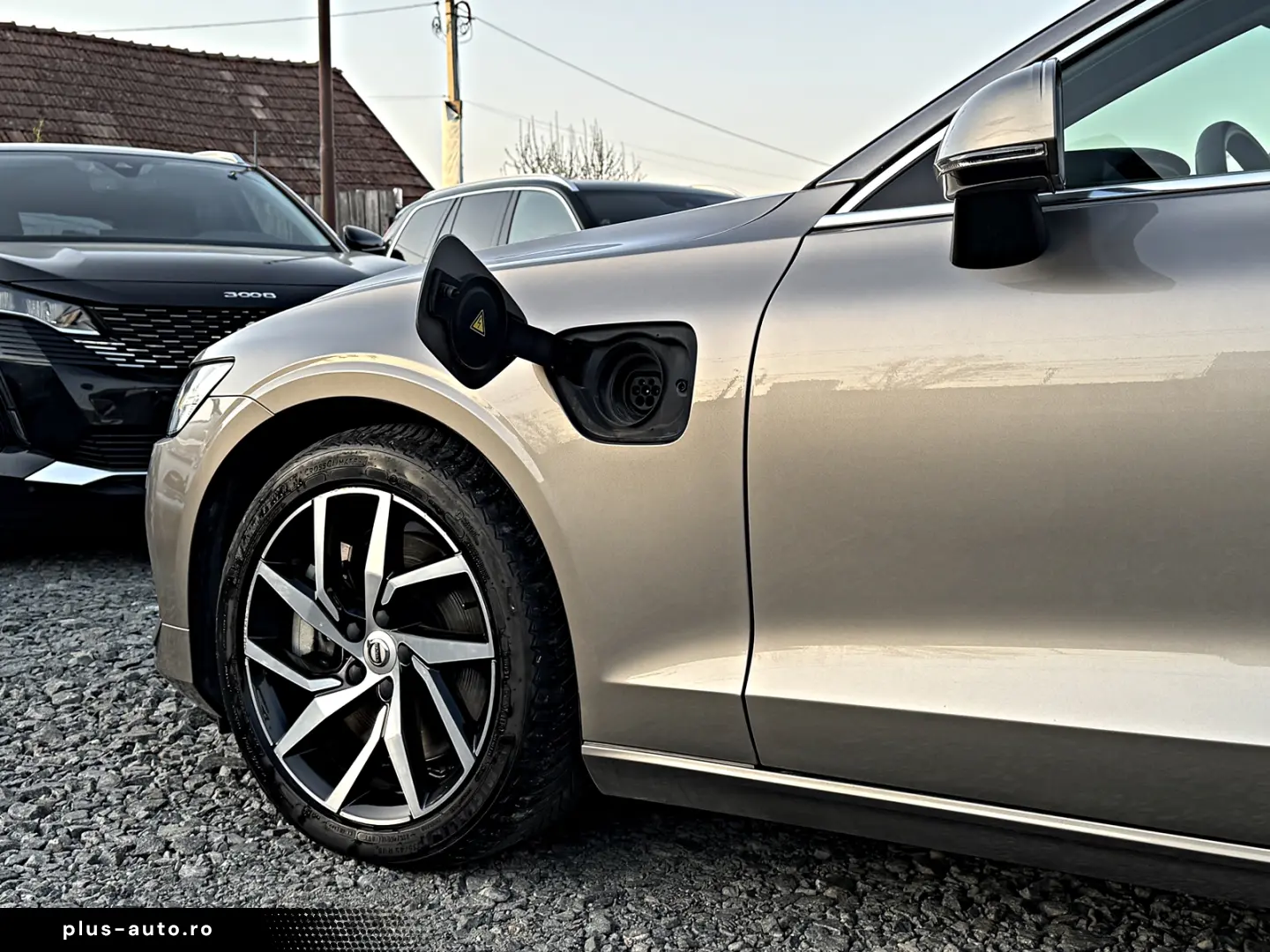 VOLVO V60 T8 AWD Plug In Hybrid Recharge Inscription